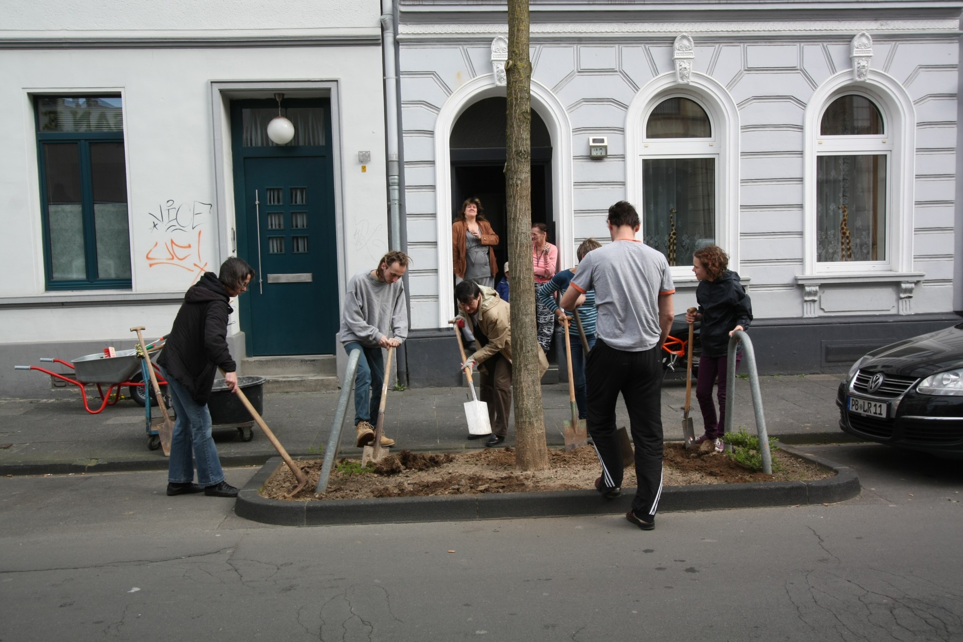 Pflanzaktion in Krefeld - Foto: Michael Otto